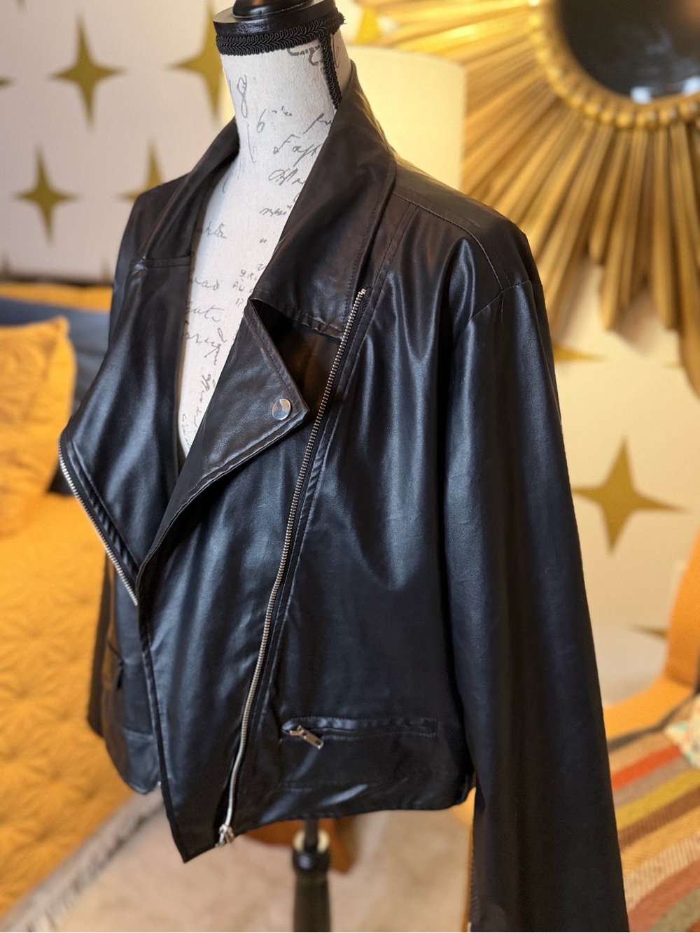 PrettyLittleThing Black Faux Leather Biker Jacket - Picture 2 of 5